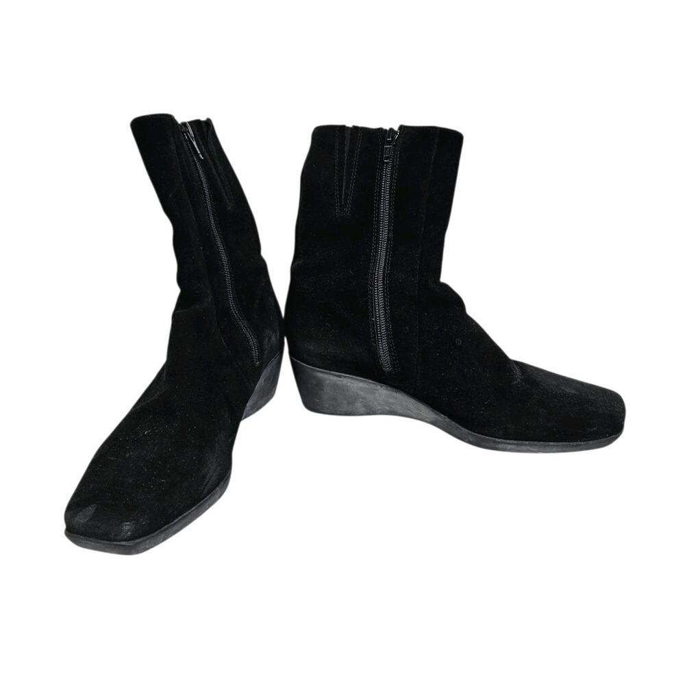 La Canadienne Black Suede Leather Low Wedge Side Zip Lined Boot Bootie Size 7 - Picture 1 of 12